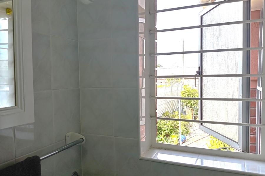 3 Bedroom Property for Sale in Kleinmond Western Cape